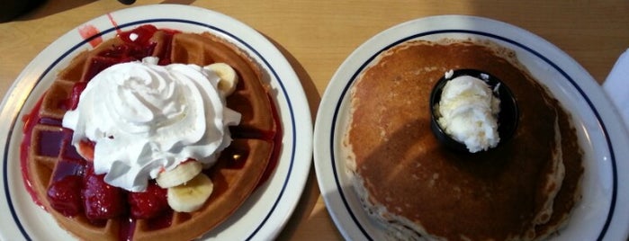 IHOP is one of Andrewさんのお気に入りスポット.