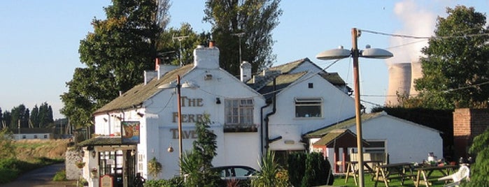 The Ferry Tavern is one of Tempat yang Disukai Carl.