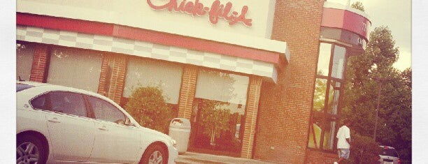 Chick-fil-A is one of Glenda’s Liked Places.