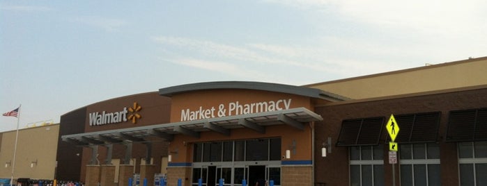 Walmart Supercenter is one of Tempat yang Disukai Kaitlyn.