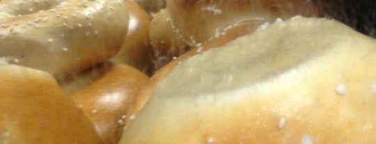 L&E Bagels is one of Wantagh.