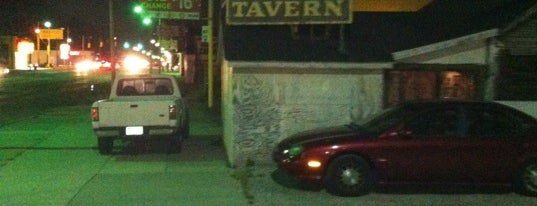 Toms Tavern is one of Dive Bars.