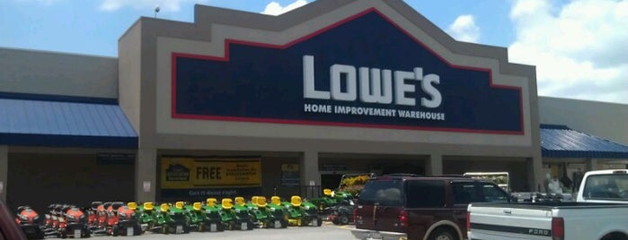 Lowe's is one of Daron’s Liked Places.