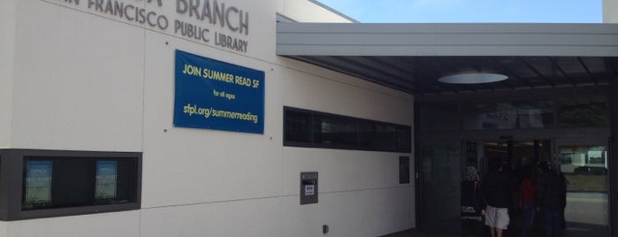 Ortega Branch Library is one of Outer Sunset ⛅.
