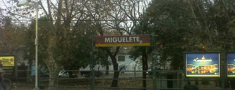 Estación Miguelete [Línea Mitre] is one of Cómo ir GRATIS a Tecnópolis.