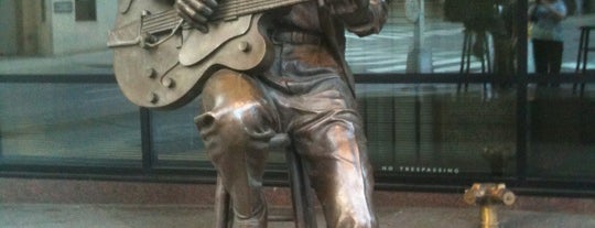 Chet Atkins Statue is one of 11 Cool Places in Nashville You Really Must Visit.