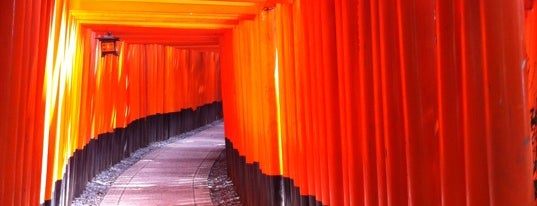 Fushimi Inari Taisha is one of Japan 2013.