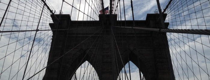Brooklyn Bridge is one of New York City Must Do's.