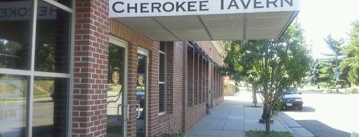 Cherokee Tavern is one of Locais curtidos por John.