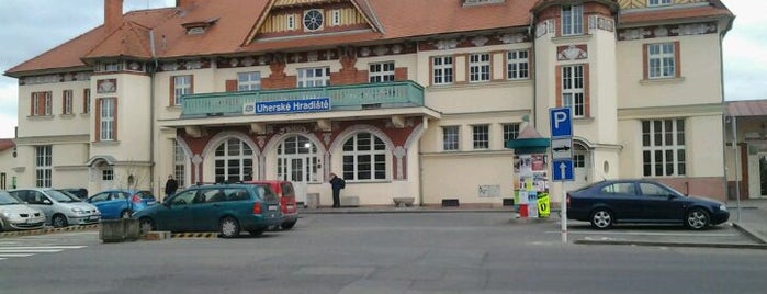 Železniční stanice Uherské Hradiště is one of Železniční stanice ČR (T-U).