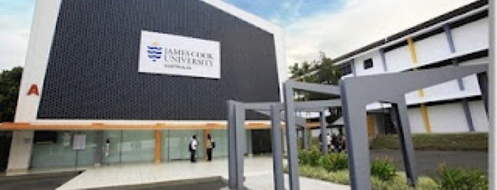 James Cook University (JCU) is one of @ Singapore~ my lala land.