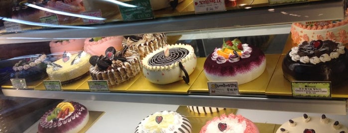 Breeze Bakery Cafe is one of Sip Withさんのお気に入りスポット.