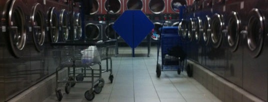 Super Clean Laundromat is one of Xtra.