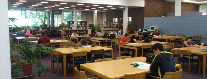 Kilmer Library is one of สถานที่ที่ Mike ถูกใจ.
