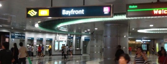 Bayfront MRT Interchange (CE1/DT16) is one of MRT Art: Circle Line.
