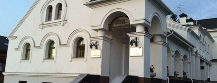 Отель «Кремлевский» is one of Orte, die Jano gefallen.