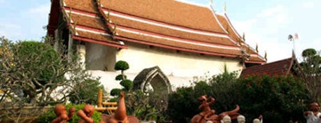 Wat Tha Ga Rong is one of ไหว้พระ.