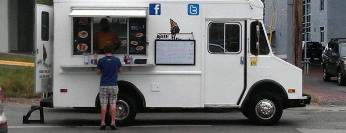 She Royal Food Truck is one of Twin Cities Food trucks.