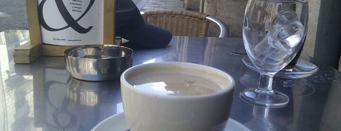 Cafeteria El Sol is one of Cafè amb llet de soja a Girona.