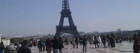 Torre Eiffel is one of Check-ins to do again before dying.