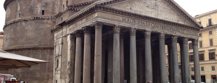 Panthéon is one of Roma.