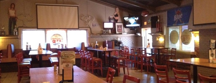 Limelight Sports Bar & Grille is one of Amber’s Liked Places.