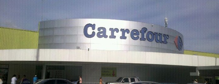 Carrefour is one of Mercados na cidade de Manaus.