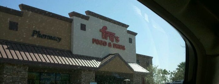 Fry's Food Store is one of Ricardo 님이 좋아한 장소.