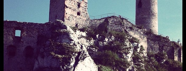 Zamek w Olsztynie is one of World Castle List.