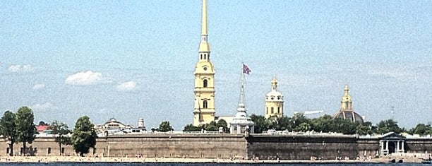 Peter ve Paul Kalesi is one of Крепости вокруг Питера.