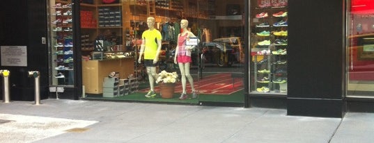 Super Runners Shop is one of NYC Running Shops.