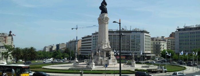 Площадь Маркиза де Помбала is one of ATRAÇÕES da Grande Lisboa.