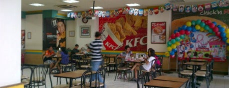 KFC / KFC Coffee is one of Wisata Kuliner Samarinda.