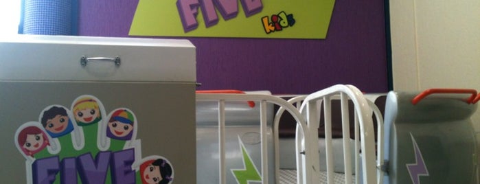 Buffet Infantil Five Kids is one of Kleber’s Liked Places.