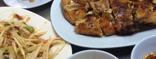 ไก่ย่างวิสต้า is one of 「 SAL 」 님이 좋아한 장소.