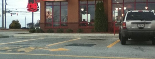 Arby's is one of Lieux qui ont plu à Chester.
