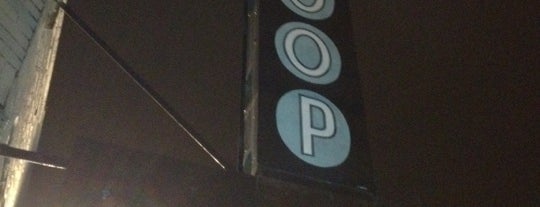 Loop Lounge is one of bars/dives.