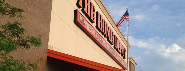 The Home Depot is one of Lugares favoritos de set.