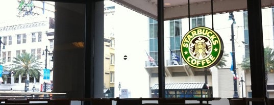 Starbucks is one of สถานที่ที่ Bill ถูกใจ.