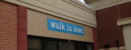 walk in love. is one of Lieux qui ont plu à Bill.