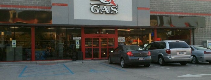 U-Gas is one of Tempat yang Disukai Bethany.