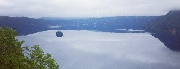 Lake Mashu is one of 日本の日本一･世界一あれこれ.