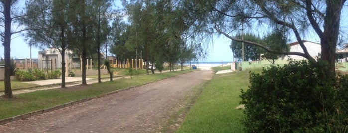 Praia Azul is one of Arroio do Sal.