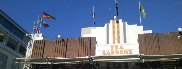 Tea Garden Hotel is one of Posti che sono piaciuti a Ben.