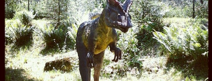 JuraPark Bałtów is one of dinozaury z Focusem.