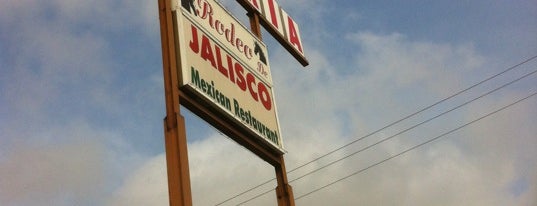 Taqueria El Rodeo de Jalisco is one of Veronica’s Liked Places.
