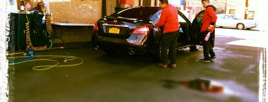 Nice Guys Car Wash is one of Tempat yang Disukai Cindy.