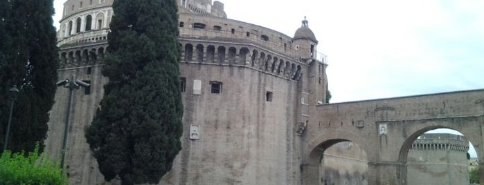 Castelo de Santo Ângelo is one of Roma.