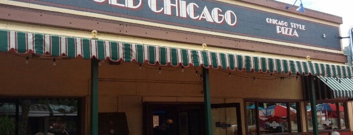 Old Chicago is one of สถานที่ที่ Blake ถูกใจ.