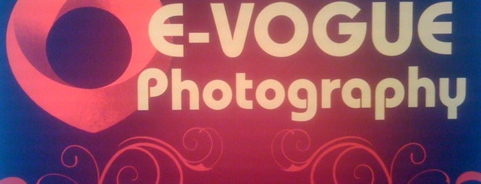 E-Vogue Photography is one of Dun Huang Plaza.